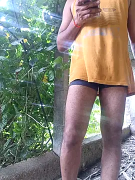 Snapshot of Sunny_cute_love chatting on October 7, 2025, 7:20 am Sunny cute love online show from October 7, 2025, 7:20 am