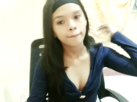 Snapshot of Lovingdesire19 chatting on July 12, 2026, 7:42 am Lovingdesire19 online show from July 12, 2026, 7:42 am