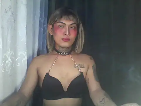 Snapshot of kimmy_slut chatting on November 18, 2025, 11:35 am kimmy slut online show from November 18, 2025, 11:35 am