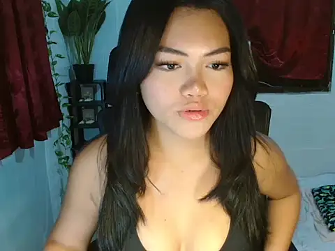 Snapshot of naughtyhothailey chatting on June 14, 2026, 12:28 pm naughtyhothailey online show from June 14, 2026, 12:28 pm