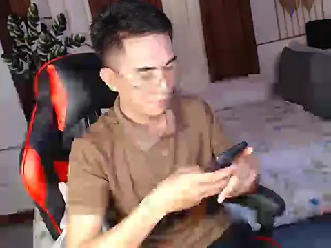 Snapshot of drinkmycumx chatting on October 17, 2025, 2:52 pm drinkmycumx online show from October 17, 2025, 2:52 pm