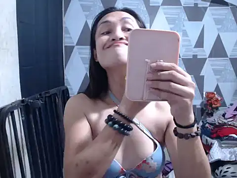 Snapshot of Wiynwyn_Delamerced1989 chatting on May 8, 2026, 9:40 pm Wiynwyn Delamerced1989 online show from May 8, 2026, 9:40 pm