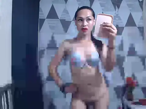 Snapshot of Wiynwyn_Delamerced1989 chatting on April 28, 2026, 12:20 am Wiynwyn Delamerced1989 online show from April 28, 2026, 12:20 am