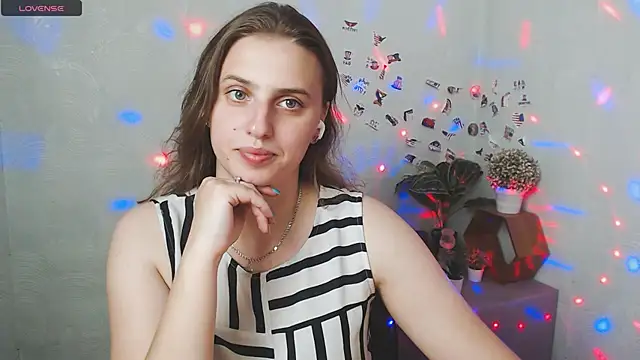 Snapshot of AmandaDimond_ chatting on June 24, 2026, 1:10 pm AmandaDimond online show from June 24, 2026, 1:10 pm
