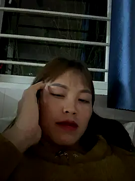 Snapshot of MychuSweet chatting on December 14, 2025, 12:22 pm MychuSweet online show from December 14, 2025, 12:22 pm