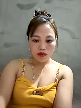 Snapshot of MychuSweet chatting on November 17, 2025, 12:20 pm MychuSweet online show from November 17, 2025, 12:20 pm