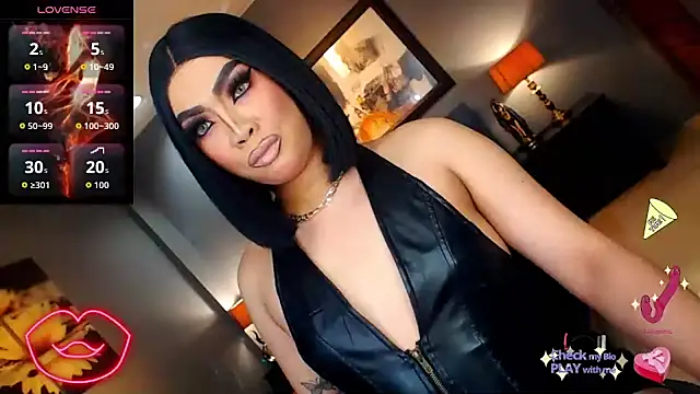 FridaHumphrey online show from November 15, 2025, 6:01 pm