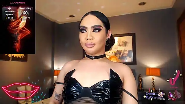 Snapshot of FridaHumphrey chatting on March 4, 2026, 6:59 pm FridaHumphrey online show from March 4, 2026, 6:59 pm