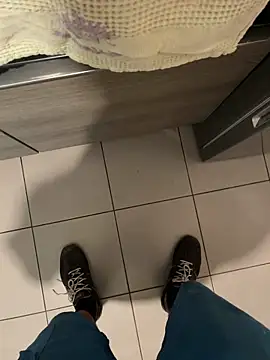 Lopochow online show from October 8, 2025, 10:17 am