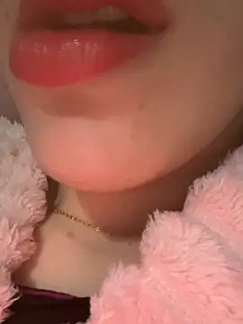 Mimisixo online show from March 10, 2026, 11:31 pm