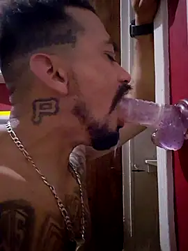 Cnutt310 online show from October 2, 2025, 9:56 am