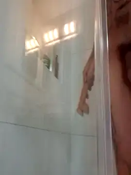 Cnutt310 online show from November 11, 2025, 1:55 am