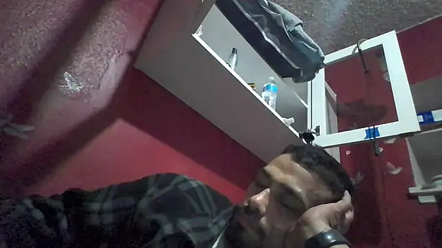 Cnutt310 online show from October 12, 2025, 12:50 pm