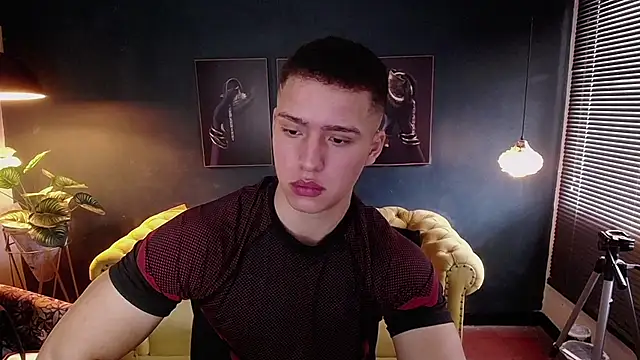 deivid parker online show from December 5, 2025, 2:04 pm