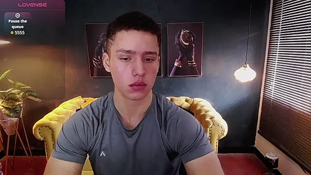 deivid parker online show from December 3, 2025, 2:16 pm