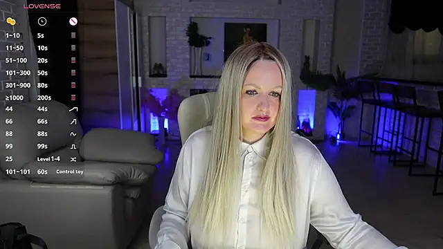 MariemLui online show from May 28, 2026, 4:02 pm