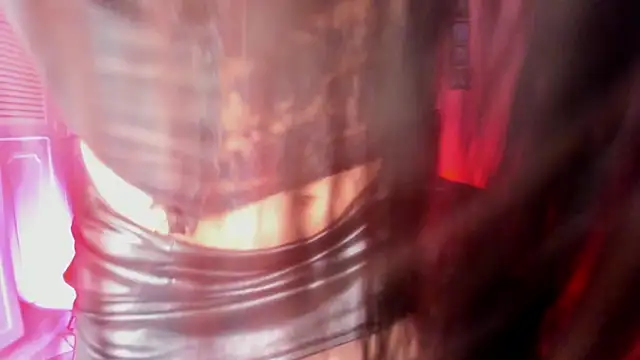 Draculairis online show from November 28, 2025, 5:13 pm