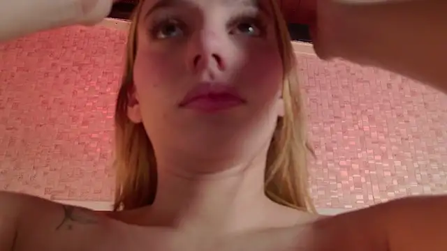 ambar rosse25 online show from November 21, 2025, 11:42 am