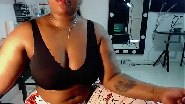 Sam Blue online show from October 23, 2025, 1:32 pm