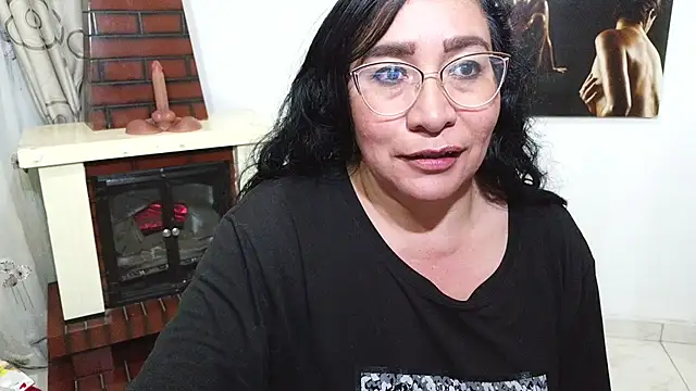 Snapshot of Grace_mature_milf chatting on November 22, 2025, 10:41 pm Grace mature milf online show from November 22, 2025, 10:41 pm