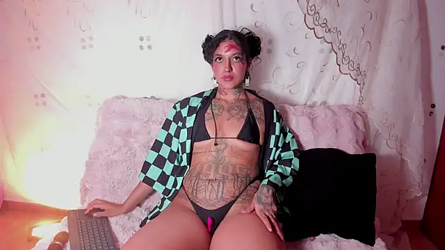 Snapshot of kinkyboat23 chatting on April 19, 2026, 6:10 pm kinkyboat23 online show from April 19, 2026, 6:10 pm