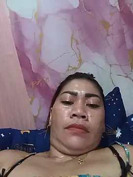 sexybitch 02 online show from May 13, 2026, 6:42 am