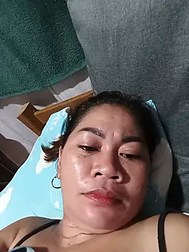 sexybitch 02 online show from June 17, 2026, 12:48 pm