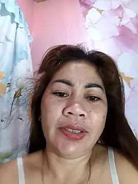 Snapshot of sexybitch_02 chatting on April 2, 2026, 7:09 pm sexybitch 02 online show from April 2, 2026, 7:09 pm