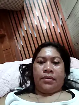 Snapshot of sexybitch_02 chatting on November 8, 2025, 11:30 pm sexybitch 02 online show from November 8, 2025, 11:30 pm