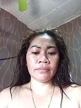 Snapshot of sexybitch_02 chatting on March 18, 2026, 1:53 am sexybitch 02 online show from March 18, 2026, 1:53 am