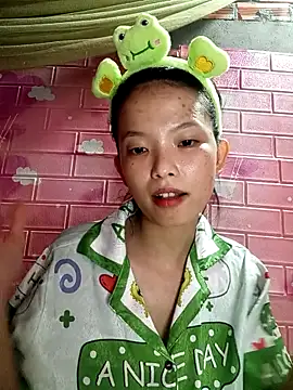 Snapshot of Sammy265 chatting on November 10, 2025, 1:16 pm Sammy265 online show from November 10, 2025, 1:16 pm