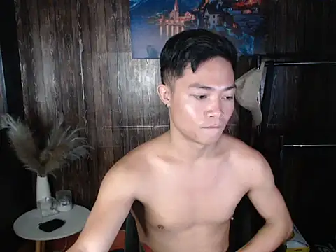 hotzachery online show from December 19, 2025, 4:16 am