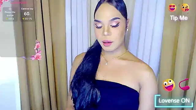 Snapshot of Dream_Mistress chatting on November 10, 2025, 7:24 am Dream Mistress online show from November 10, 2025, 7:24 am