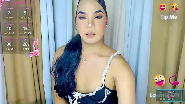 Snapshot of Dream_Mistress chatting on October 31, 2025, 8:22 am Dream Mistress online show from October 31, 2025, 8:22 am