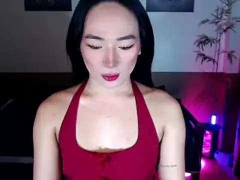 Snapshot of Spicy_kinky chatting on May 6, 2026, 5:22 am Spicy kinky online show from May 6, 2026, 5:22 am