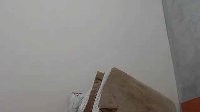 Snapshot of Maryem637048 chatting on March 8, 2026, 2:31 pm Maryem637048 online show from March 8, 2026, 2:31 pm