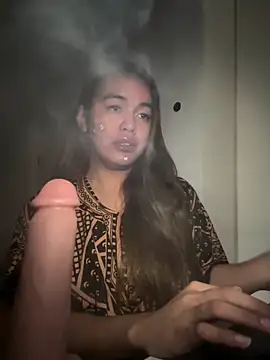 Snapshot of urasianlady chatting on November 27, 2025, 11:49 pm urasianlady online show from November 27, 2025, 11:49 pm