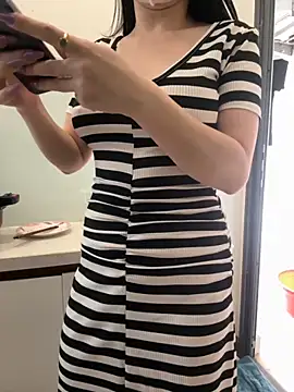 Snapshot of Meii-meyy chatting on November 13, 2025, 3:54 am Meii-meyy online show from November 13, 2025, 3:54 am