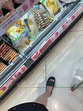 Snapshot of Meii-meyy chatting on March 29, 2026, 7:21 am Meii-meyy online show from March 29, 2026, 7:21 am