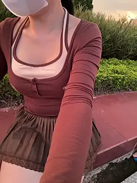 Snapshot of Meii-meyy chatting on September 18, 2025, 11:02 am Meii-meyy online show from September 18, 2025, 11:02 am