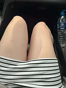 Snapshot of Meii-meyy chatting on March 18, 2026, 6:27 am Meii-meyy online show from March 18, 2026, 6:27 am