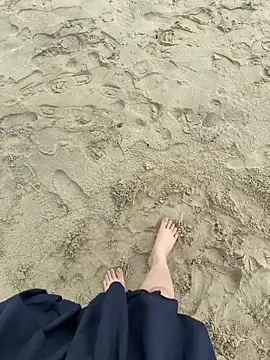 Snapshot of Meii-meyy chatting on October 23, 2025, 6:01 am Meii-meyy online show from October 23, 2025, 6:01 am