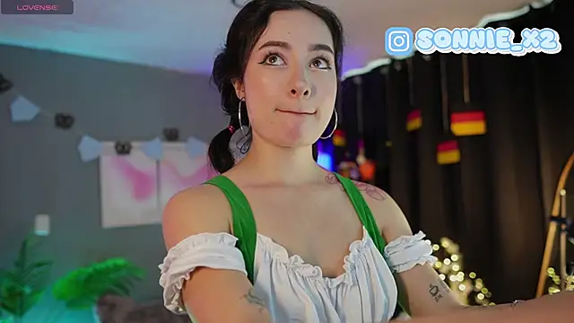 Sonnie mami online show from October 3, 2025, 1:45 pm