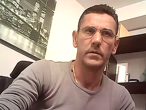 mastercharisma35 online show from December 22, 2025, 3:01 pm