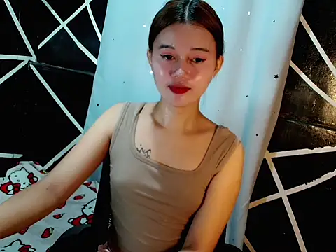 Snapshot of urgirl_mikah chatting on September 15, 2025, 5:41 am urgirl mikah online show from September 15, 2025, 5:41 am