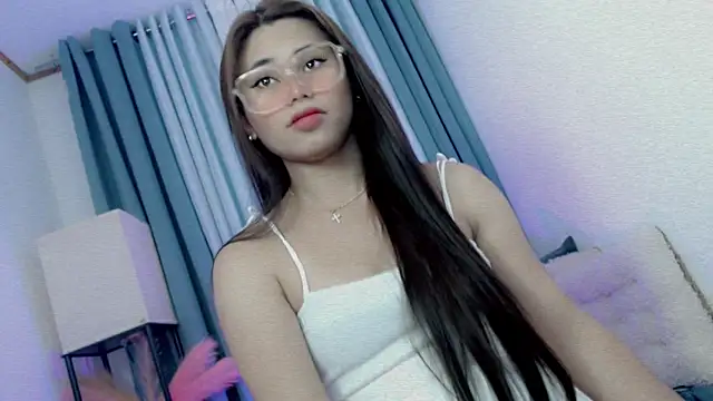 PrettyBlythes TS online show from February 26, 2026, 6:24 am