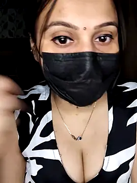 Snapshot of Horny_Shalu chatting on April 13, 2026, 8:51 am Horny Shalu online show from April 13, 2026, 8:51 am