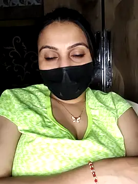 Snapshot of Horny_Shalu chatting on April 11, 2026, 7:50 pm Horny Shalu online show from April 11, 2026, 7:50 pm