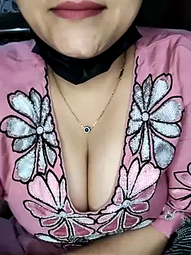 Snapshot of Horny_Shalu chatting on March 25, 2026, 5:56 pm Horny Shalu online show from March 25, 2026, 5:56 pm