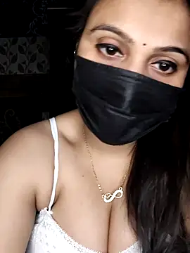 Snapshot of Horny_Shalu chatting on January 16, 2026, 6:23 pm Horny Shalu online show from January 16, 2026, 6:23 pm